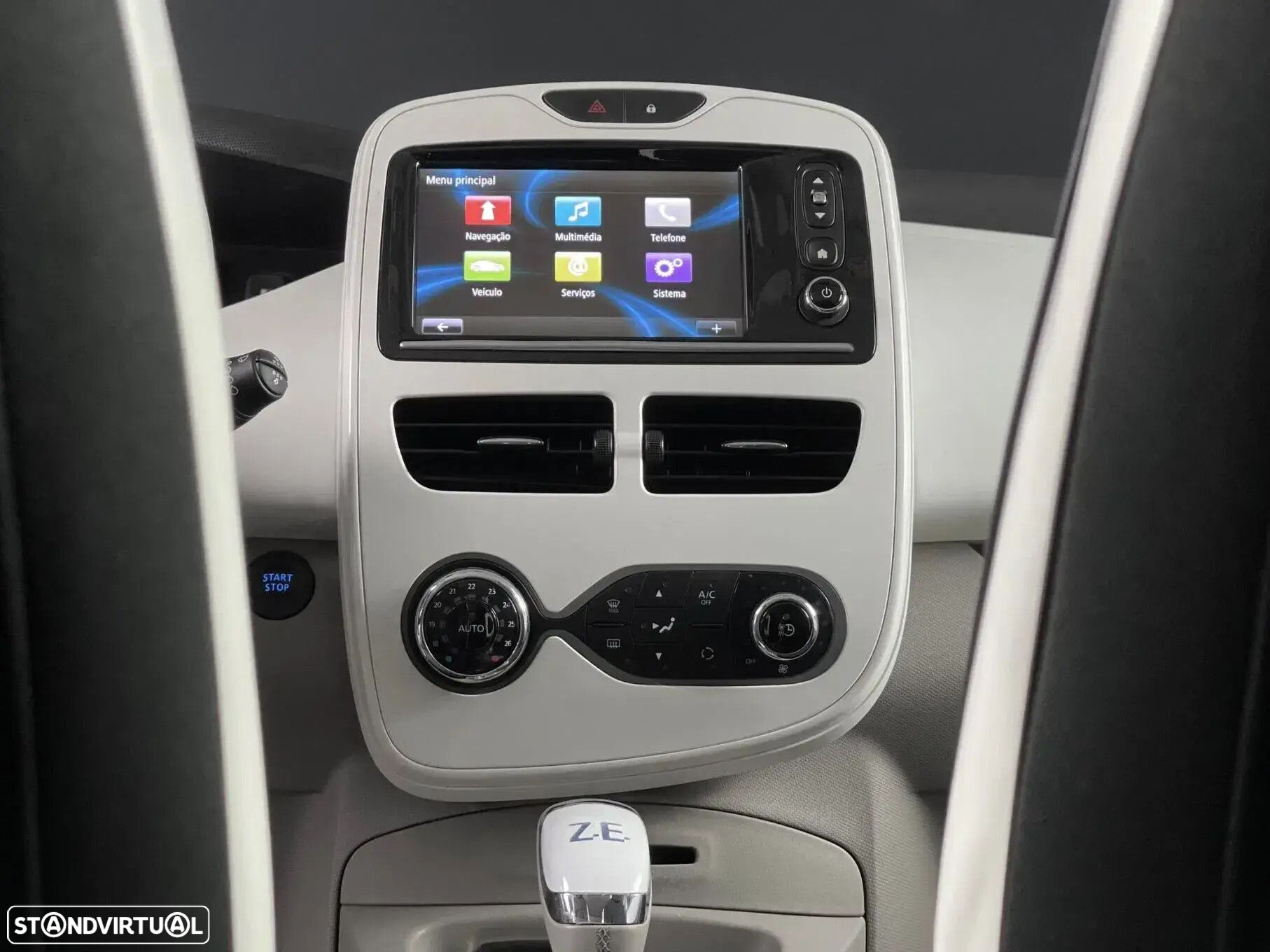 Renault Zoe (c/ Bateria) Life - 11
