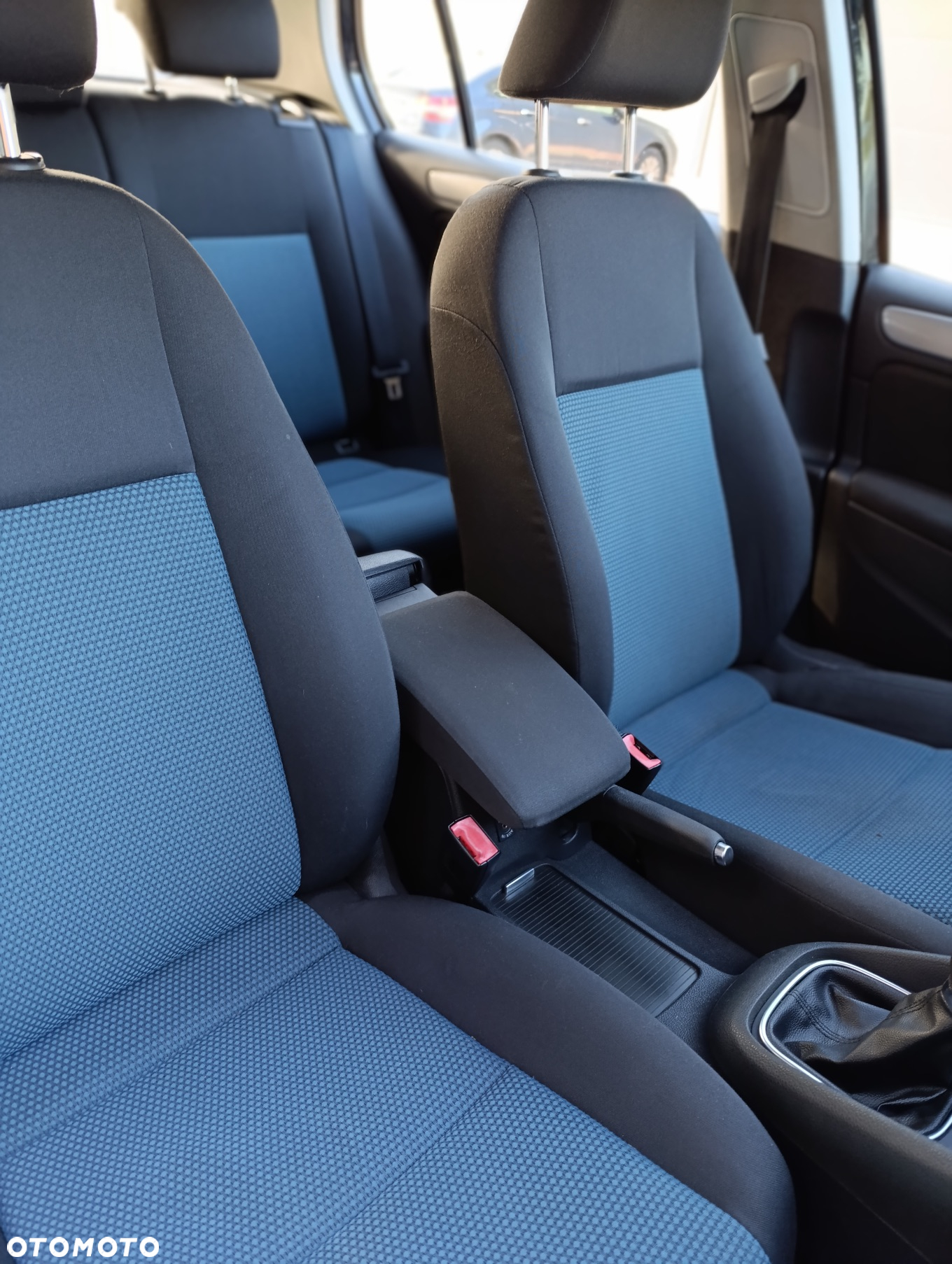 Volkswagen Golf VI 1.6 TDI BlueMot Trendline - 10