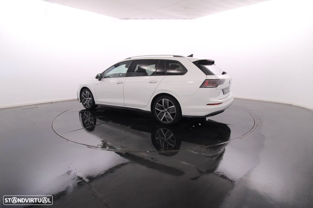 VW Golf Variant 1.5 eTSI R-Line DSG - 4