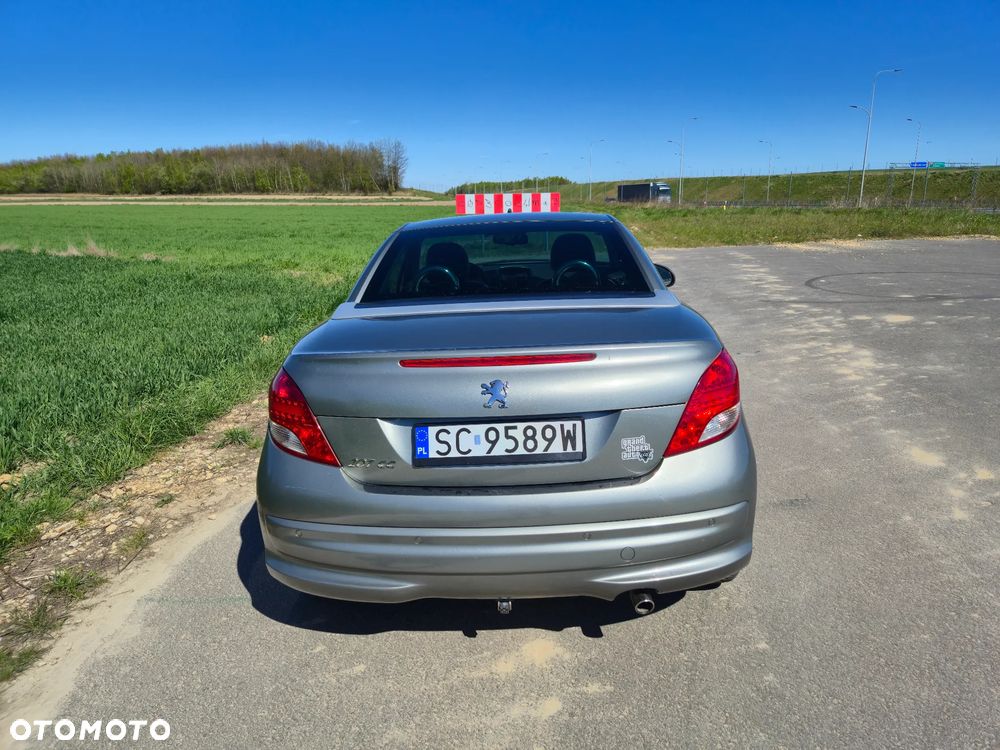Peugeot 207 CC - 5