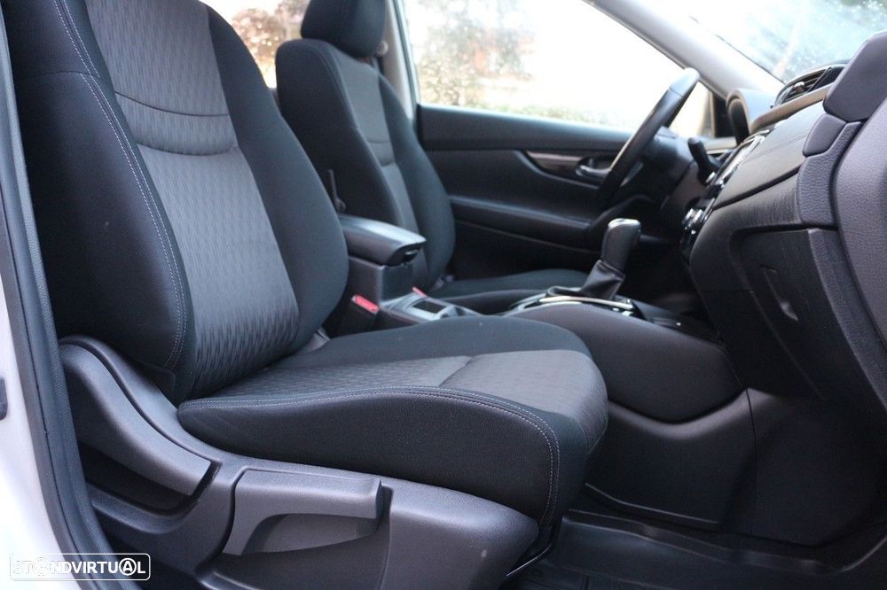 Nissan X-Trail 1.3 DIG-T Tekna 7L DCT - 16