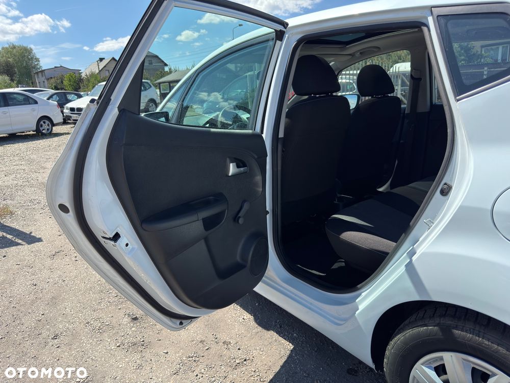 Kia Venga 1.4 M - 24