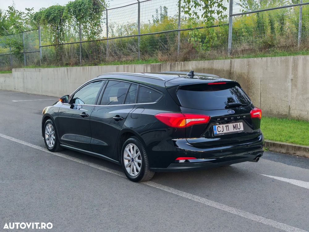 Ford Focus 2.0 TDCi Powershift Titanium - 4