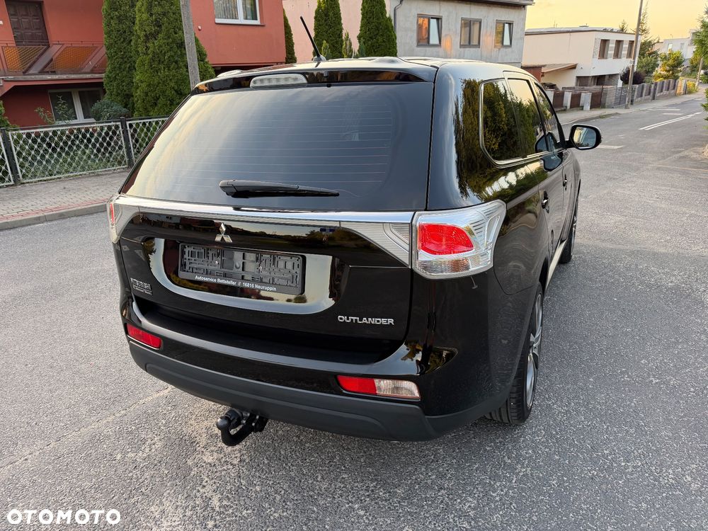 Mitsubishi Outlander - 7