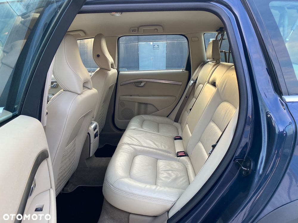 Volvo XC 70 DRIVe Ocean Race - 10