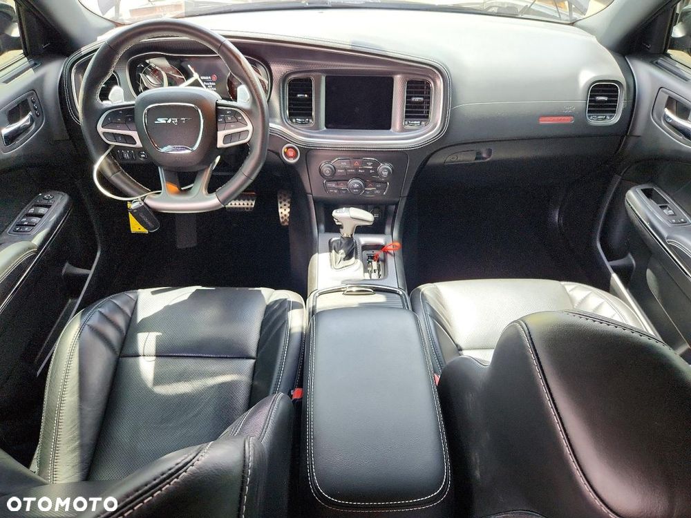 Dodge Charger - 8