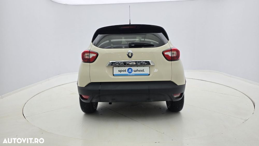 Renault Captur - 8