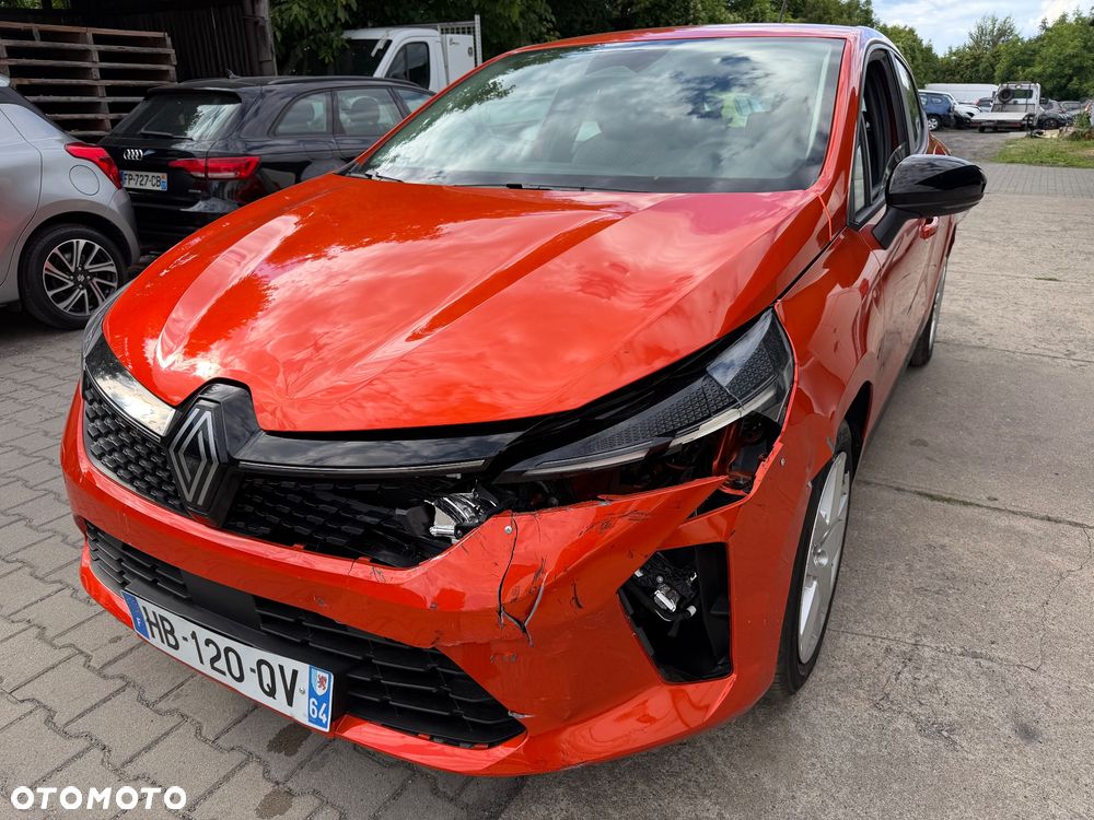 Renault Clio - 26
