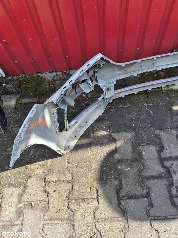 Skoda Scala zderzak przedni 657807221F - 11
