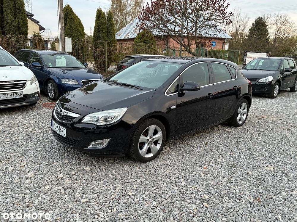 Opel Astra 1.4 Turbo Design Edition - 3
