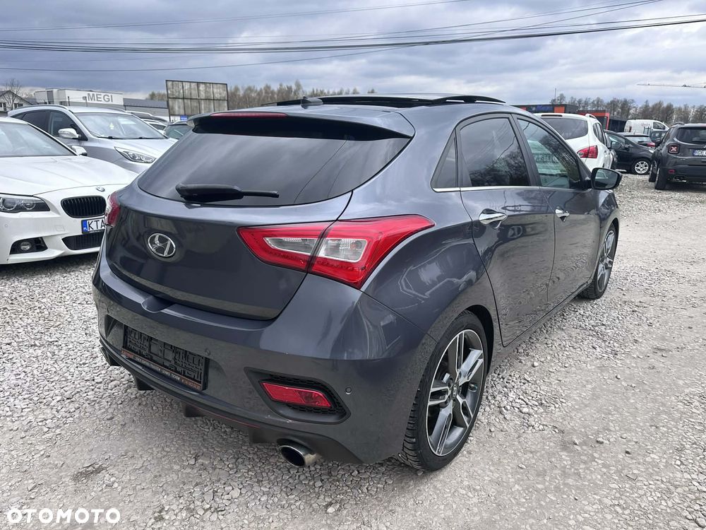 Hyundai i30 1.6 T GDI Turbo - 8