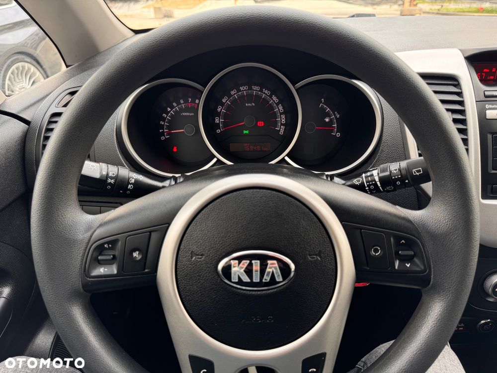 Kia Venga 1.4 Business Line - 15