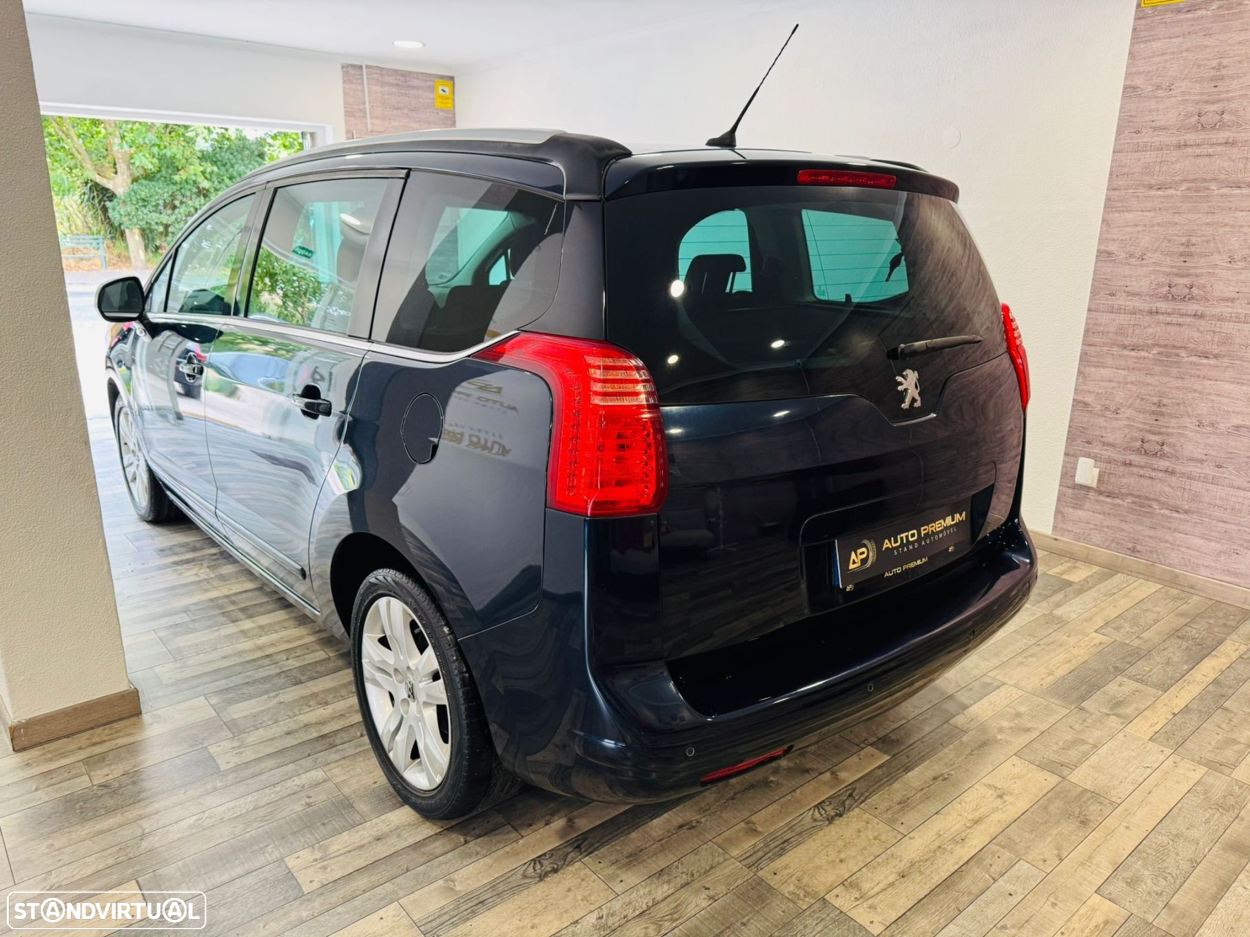 Peugeot 5008 1.6 E-HDi 7L Active 2-Tronic - 7