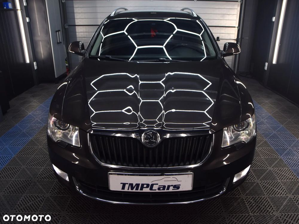 Skoda Superb 2.0 TDI Elegance - 25
