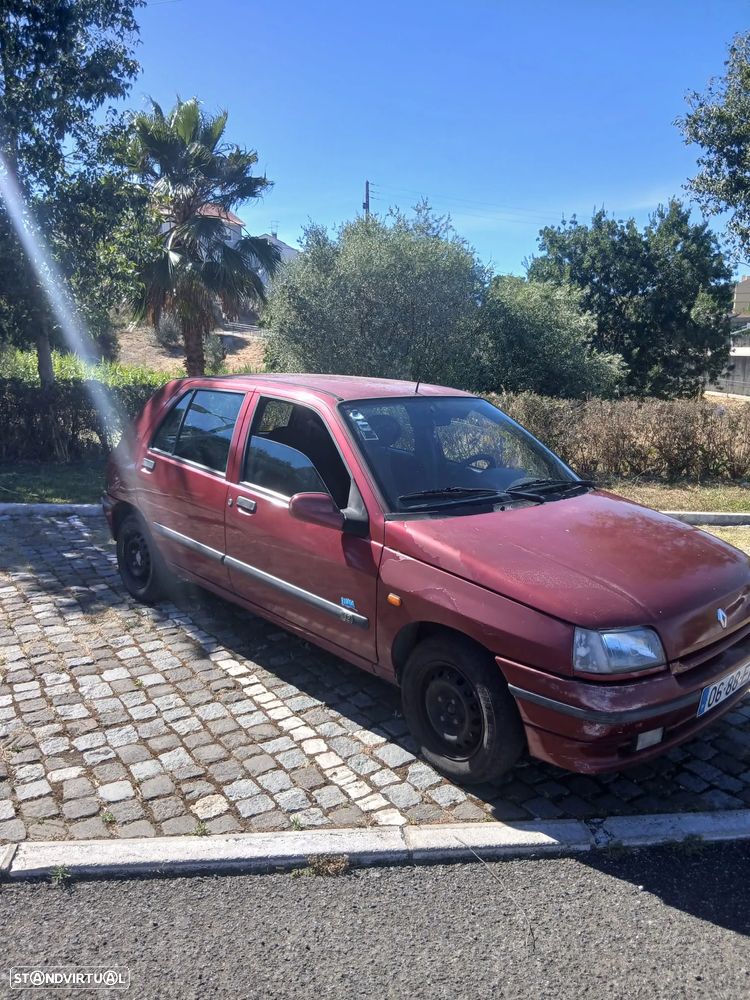 Renault Clio 1.2 Wind - 7