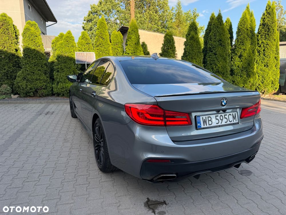 BMW Seria 5 530i xDrive M Sport sport - 13