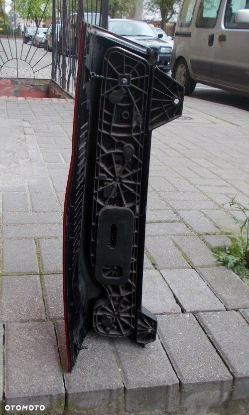 MERCEDES SPRINTER W907 W910 PRAWA LAMPA ZWYKŁA ORYGINAŁ - 3