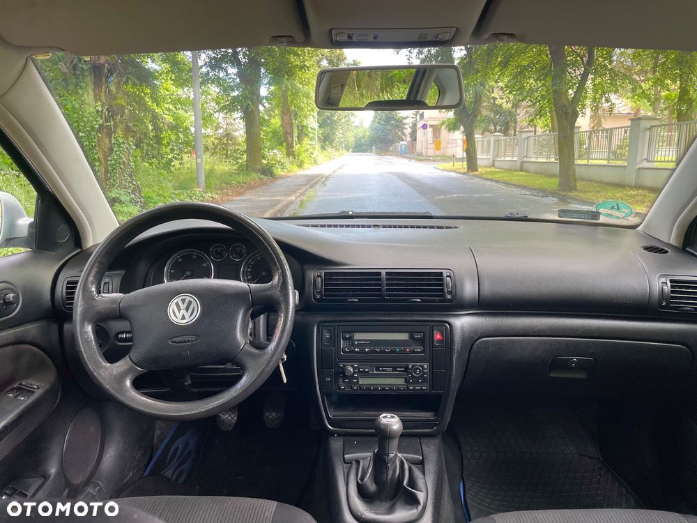 Volkswagen Passat 1.9 TDI - 8