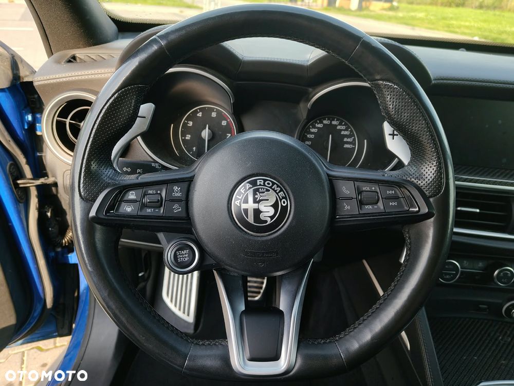 Alfa Romeo Stelvio 2.0 Turbo Veloce TI Q4 - 30