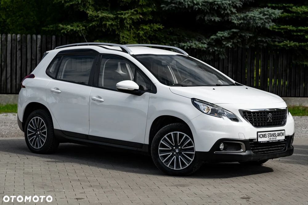Peugeot 2008 1.6 BlueHDi Allure S&S - 14