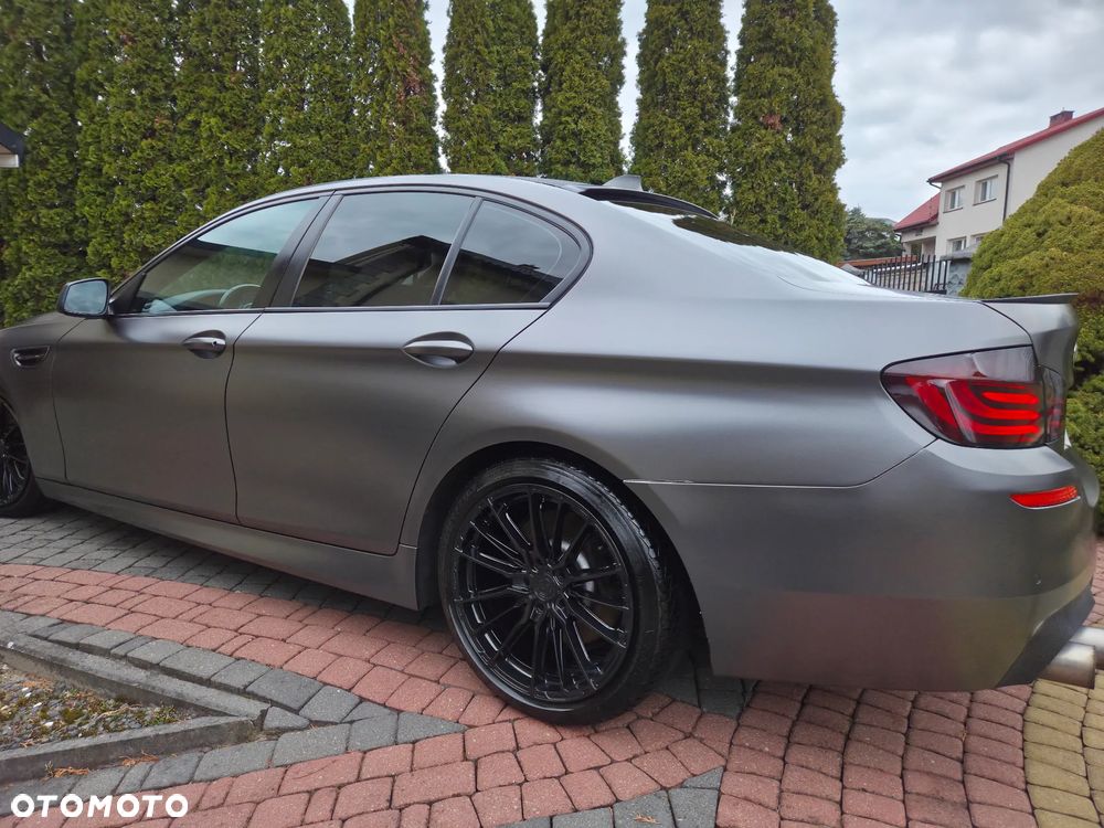 BMW Seria 5 535d - 31