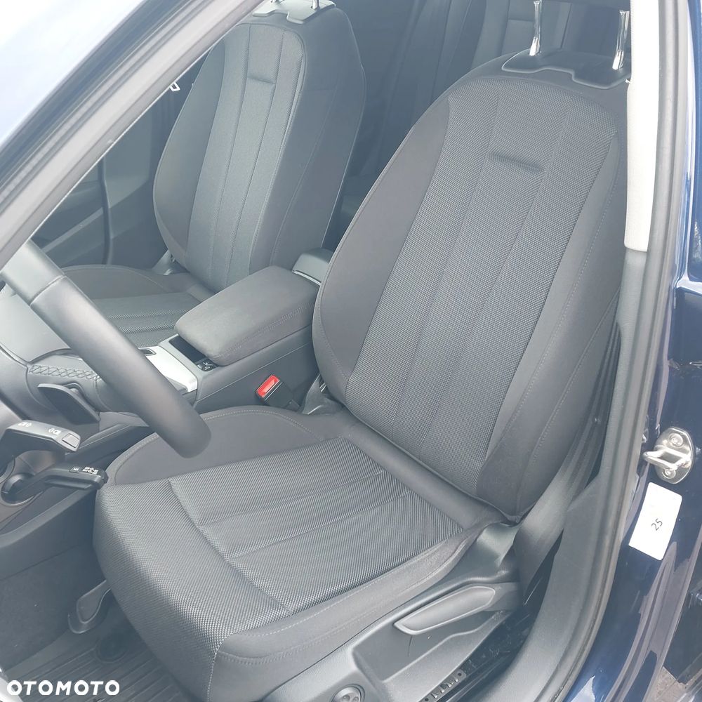 Audi A4 Avant 35 TDI S tronic - 12