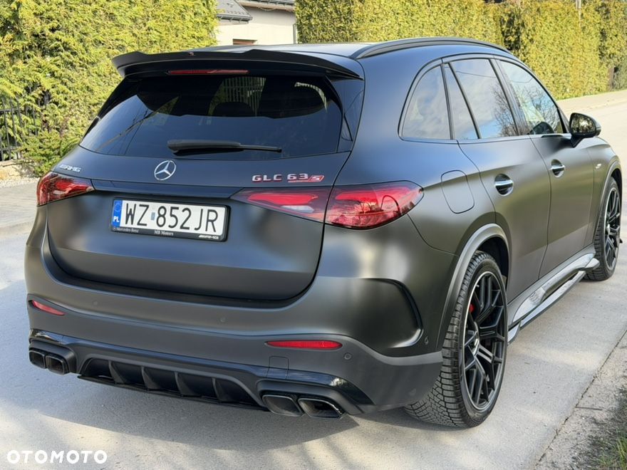 Mercedes-Benz GLC - 11