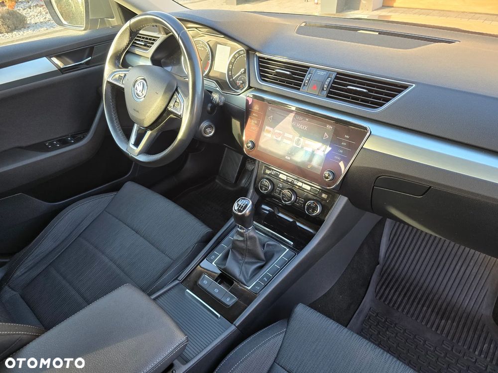 Skoda Superb 2.0 TDI Ambition - 24