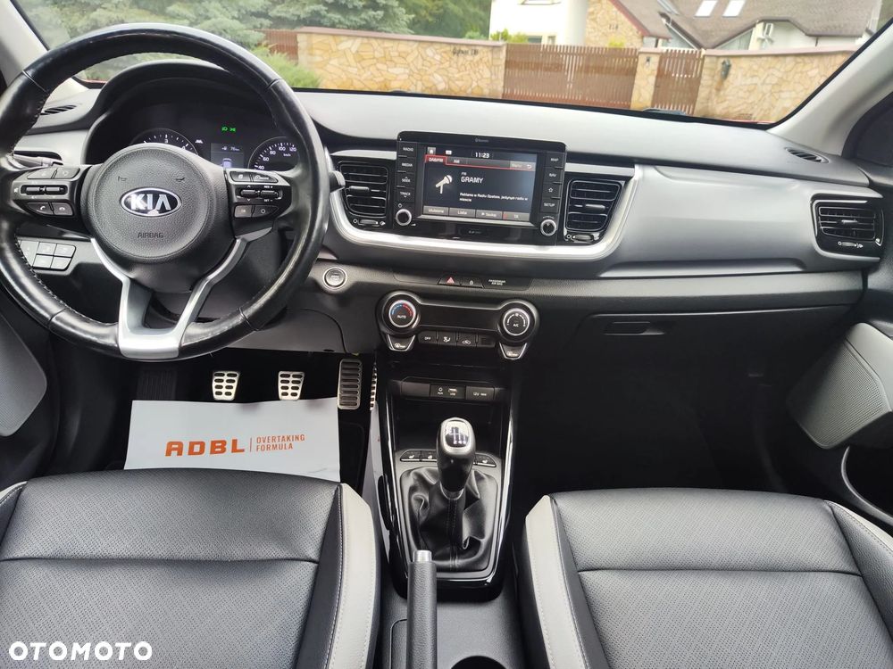 Kia Stonic 1.6 CRDi SCR XL - 6