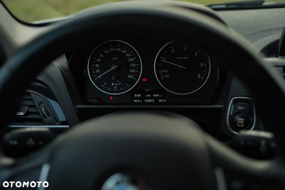 BMW Seria 1 120d Urban Line - 33