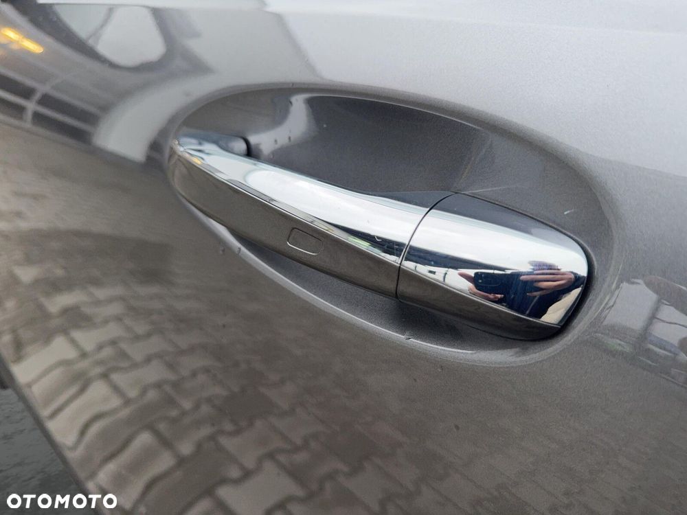 Mercedes-Benz GLB 200 AMG Line 7G-DCT - 10