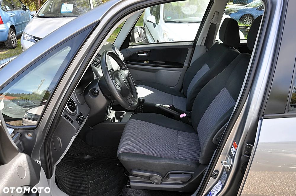 Suzuki SX4 - 13