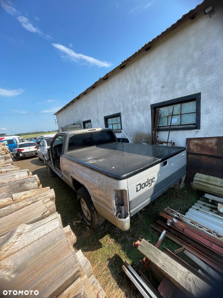 Dodge RAM 5.9 4WD - 15