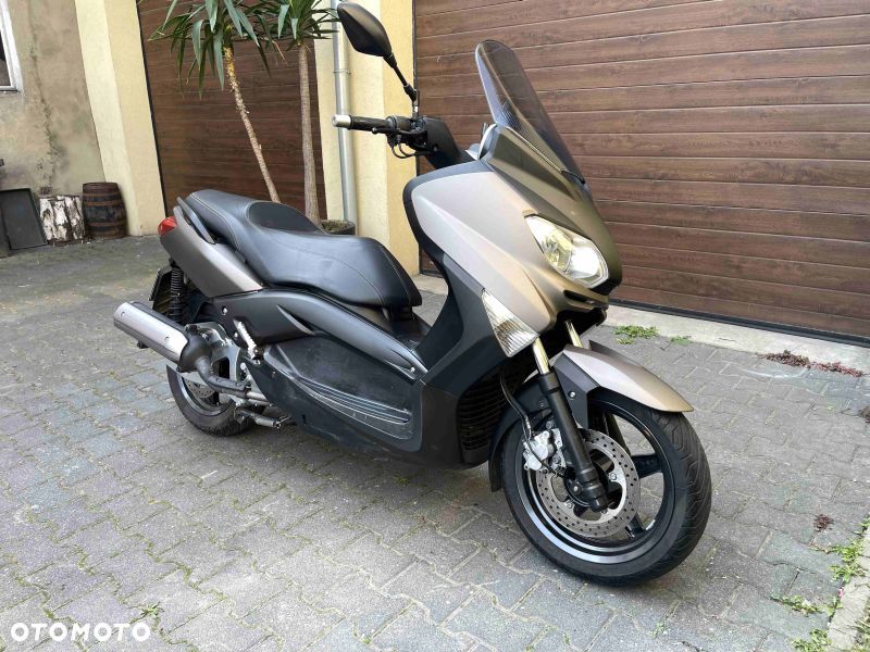 Yamaha X-max - 11