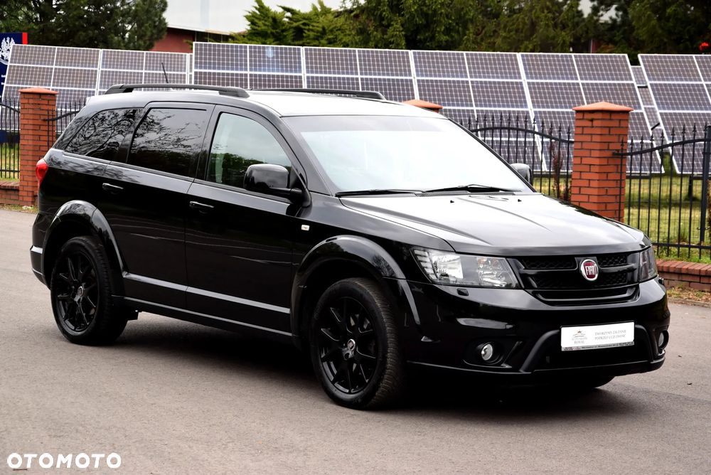 Fiat Freemont 2.0 Multijet Black Code AWD - 4