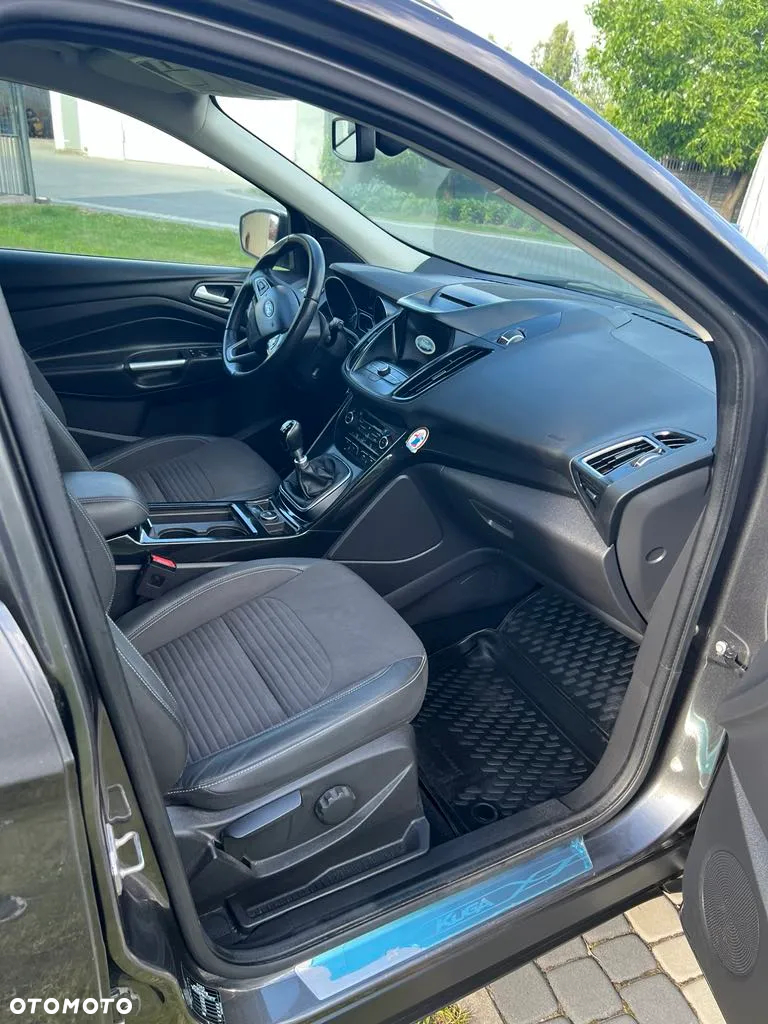 Ford Kuga 2.0 TDCi AWD Titanium - 8