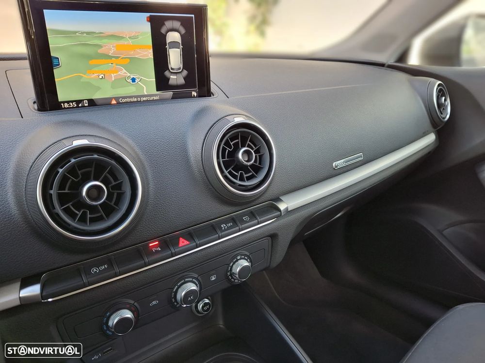 Audi A3 Sportback 30 TFSI - 11