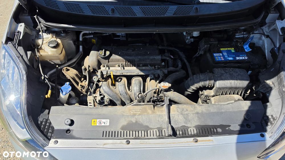 Hyundai ix20 - 23