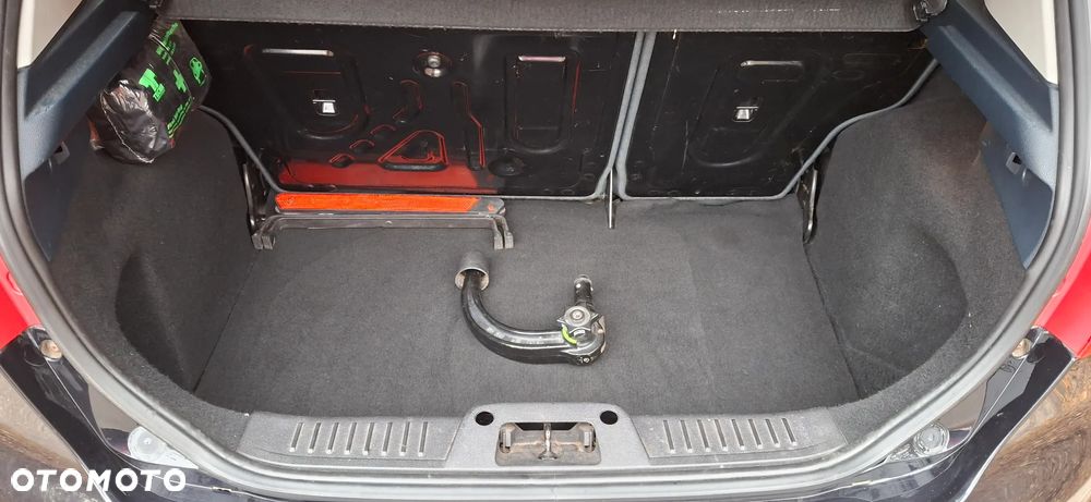 Ford Fiesta 1.6 Sport - 14
