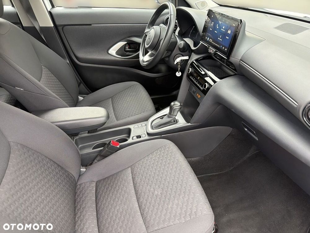 Toyota Yaris Cross - 10