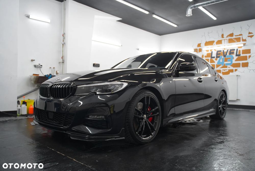BMW Seria 3 330i M Sport sport - 4