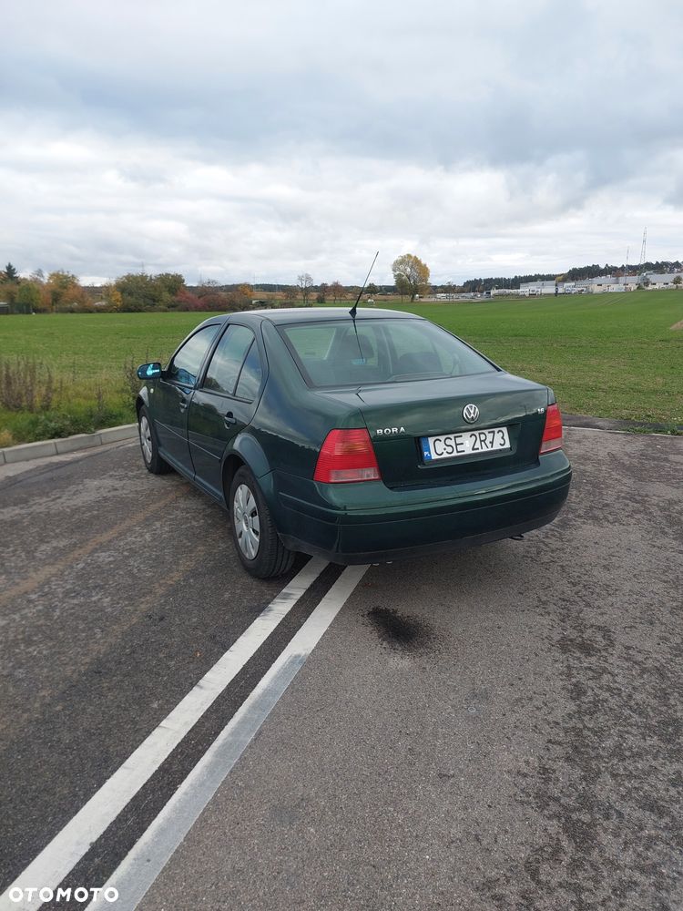 Volkswagen Bora 1998 photo 2