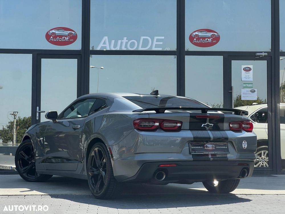 Chevrolet Camaro - 3