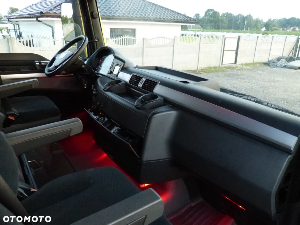 MAN TGX 18.400 POMOC DROGOWA / AUTOLAWETA / SPECJALNY / WERSJA TOP /  NOWY NAJAZD LORH 8.2 M / EURO 6 - 40