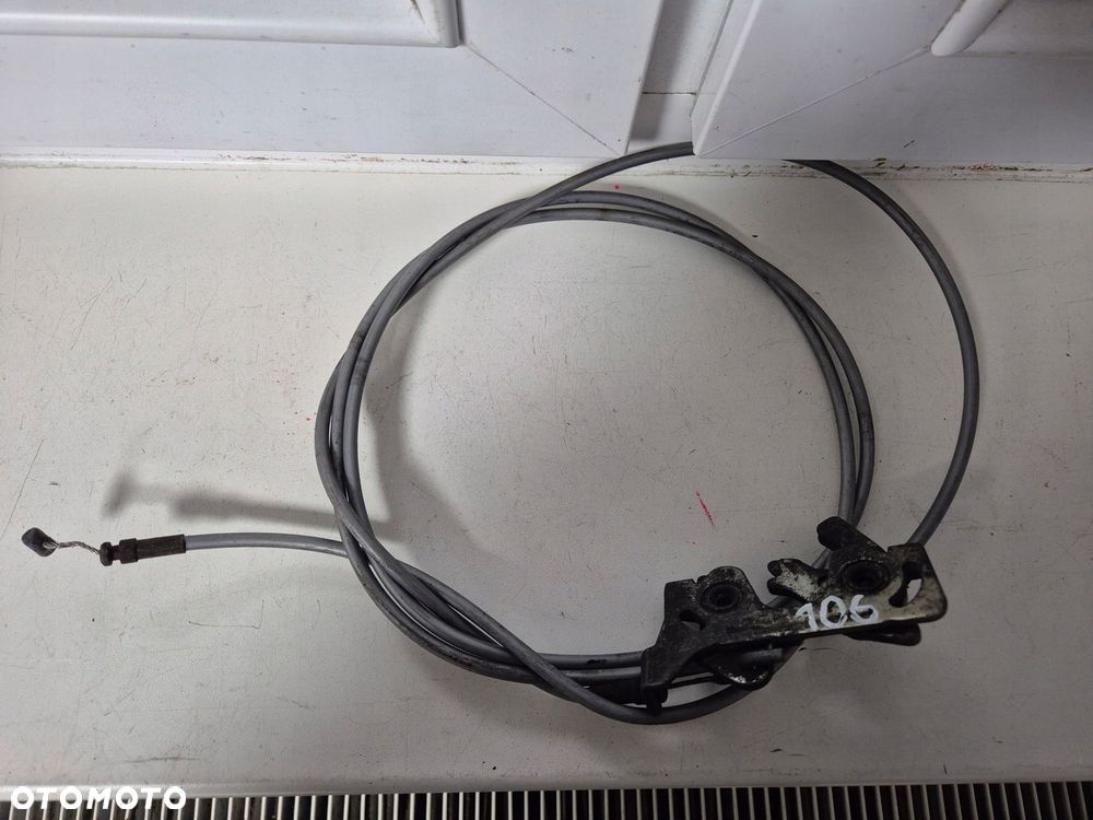 ZAMEK LINKA MASKI ATRAPY GRILLA DAF XF 106 EURO 6 - 2