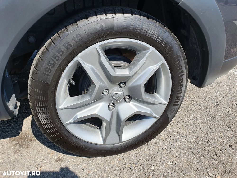 Dacia Lodgy 1.2 TCe 115 CP Stepway - 5