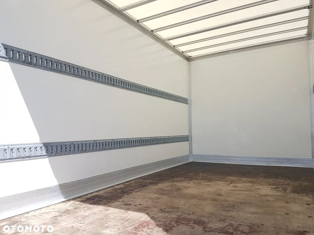 Renault MASTER KONTENER 8EP 4,22x2,24x2,24 KLIMA KRAJOWY MANUAL  6-BIEGÓW - 19