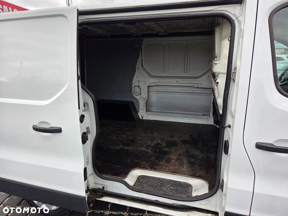 Renault TRAFIC - 6