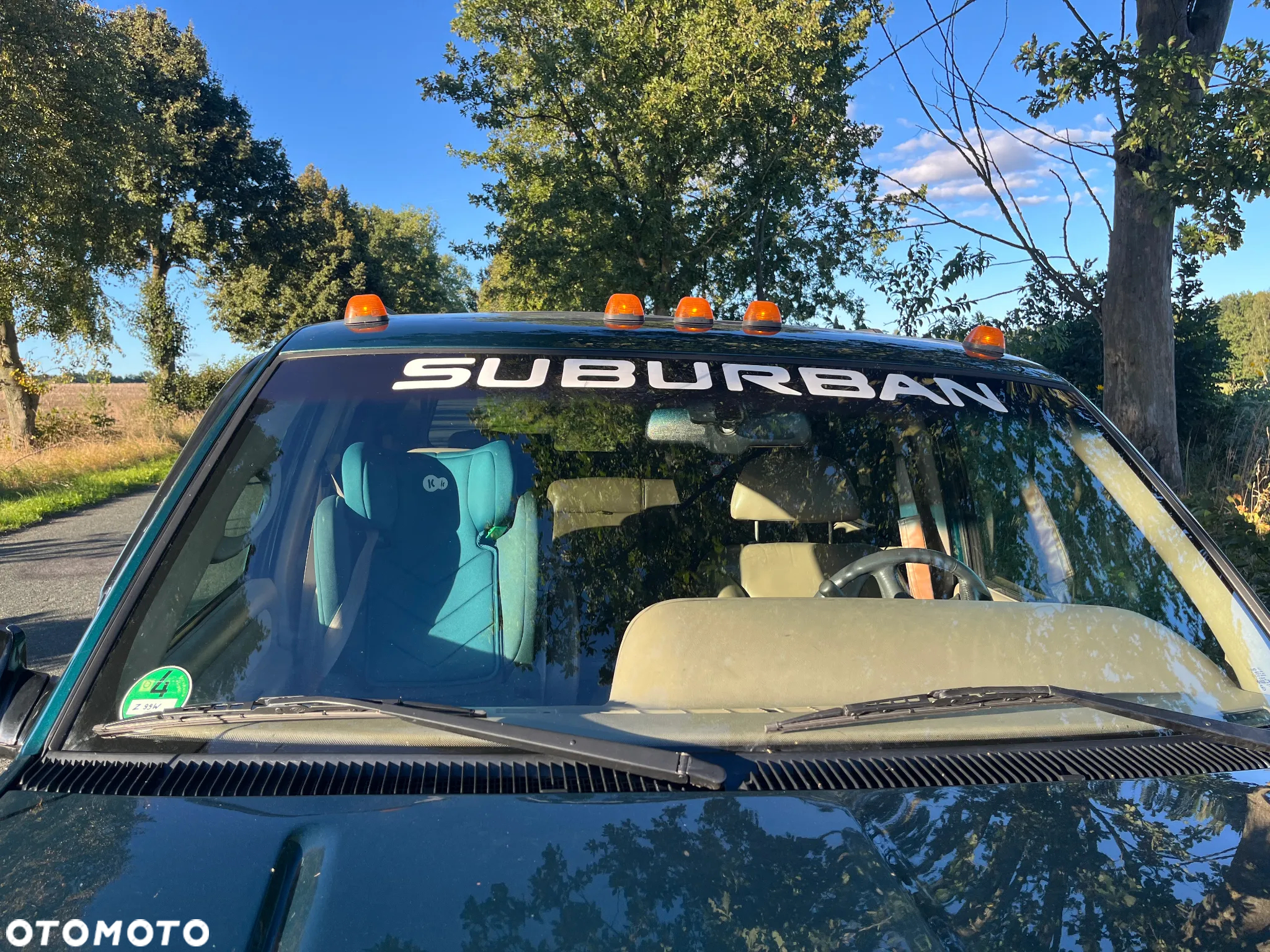 Chevrolet Suburban - 9