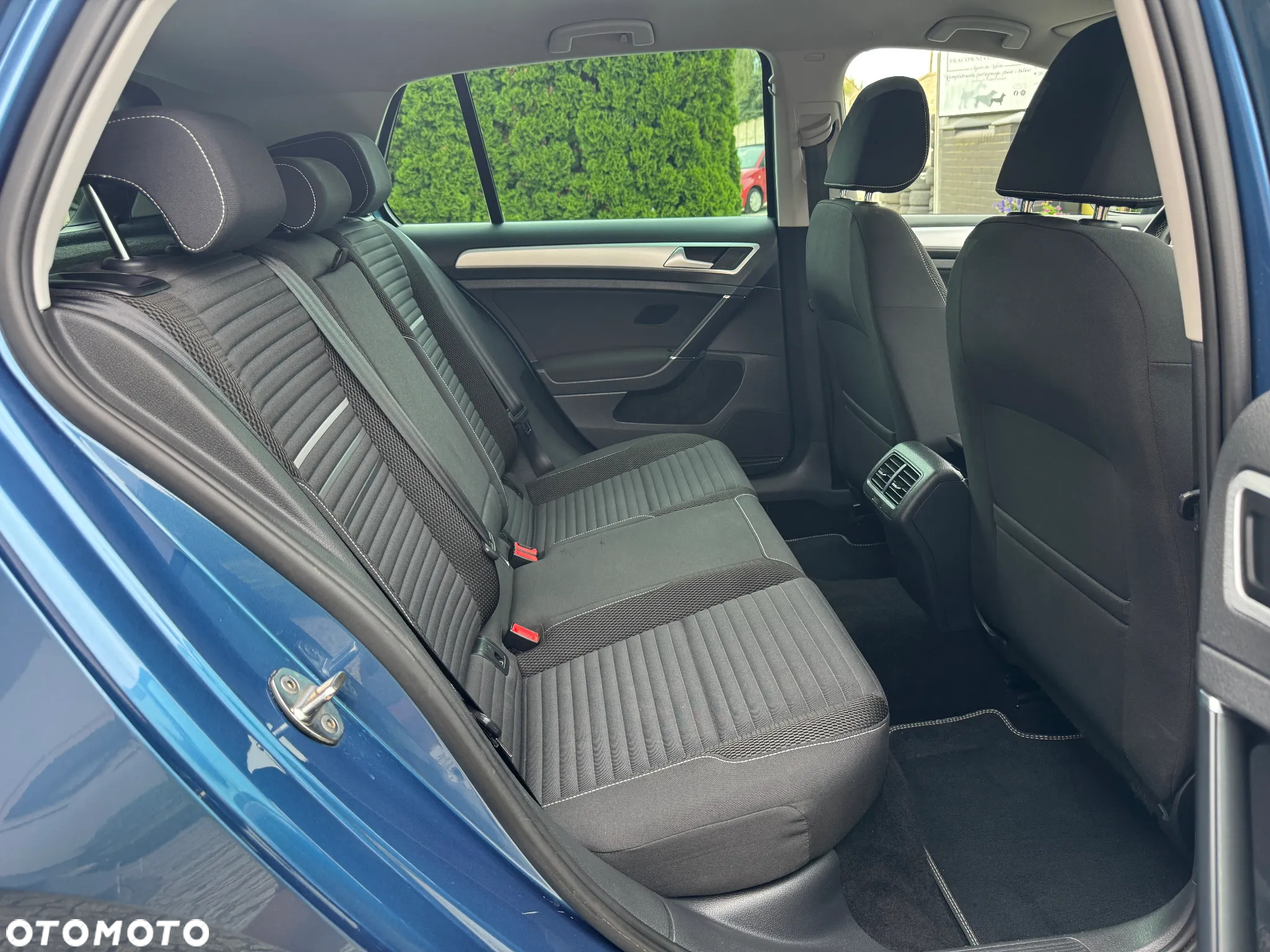 Volkswagen Golf 1.6 BlueTDI Cup - 31